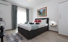 Rooms And Apartment Matosevic