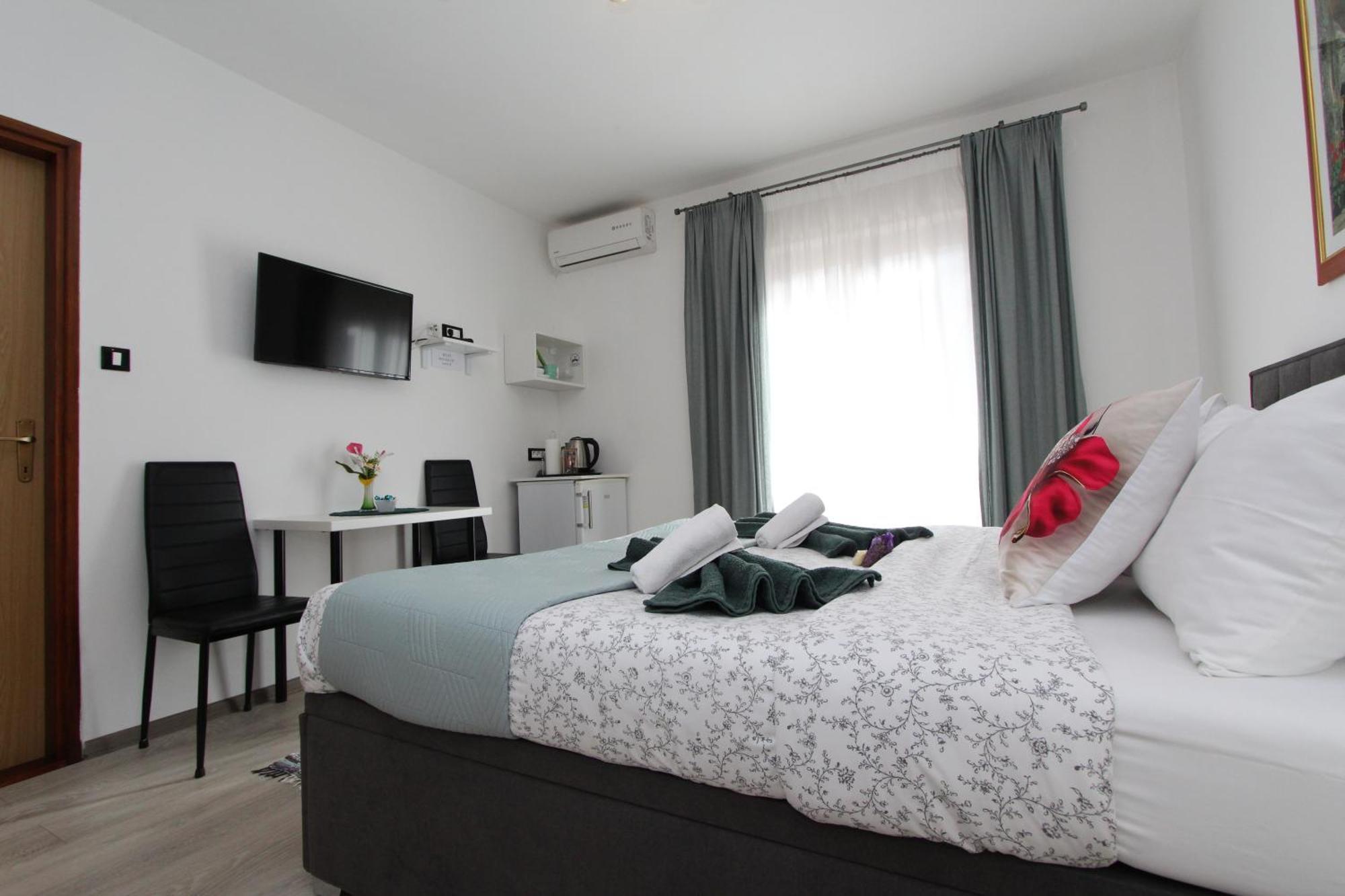 Rooms And Apartment Matosevic Rovinj Buitenkant foto